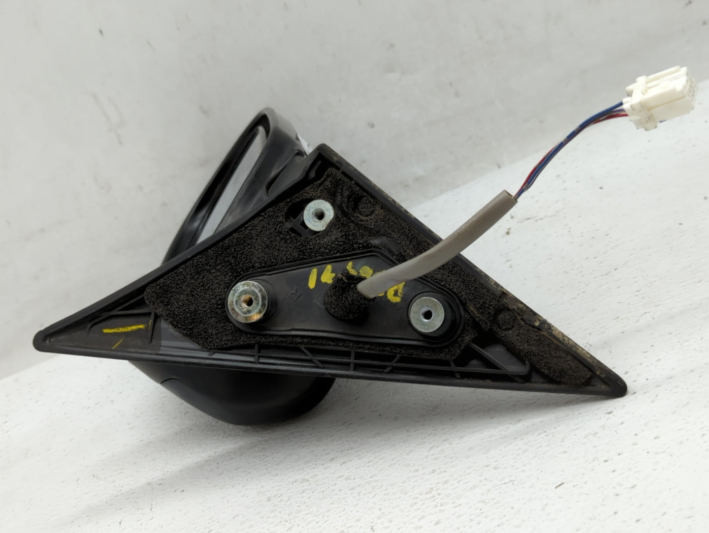 2005-2009 Subaru Legacy Passenger Side View Mirror - Right Door Mirror OEM Used - Oemusedautoparts1.com