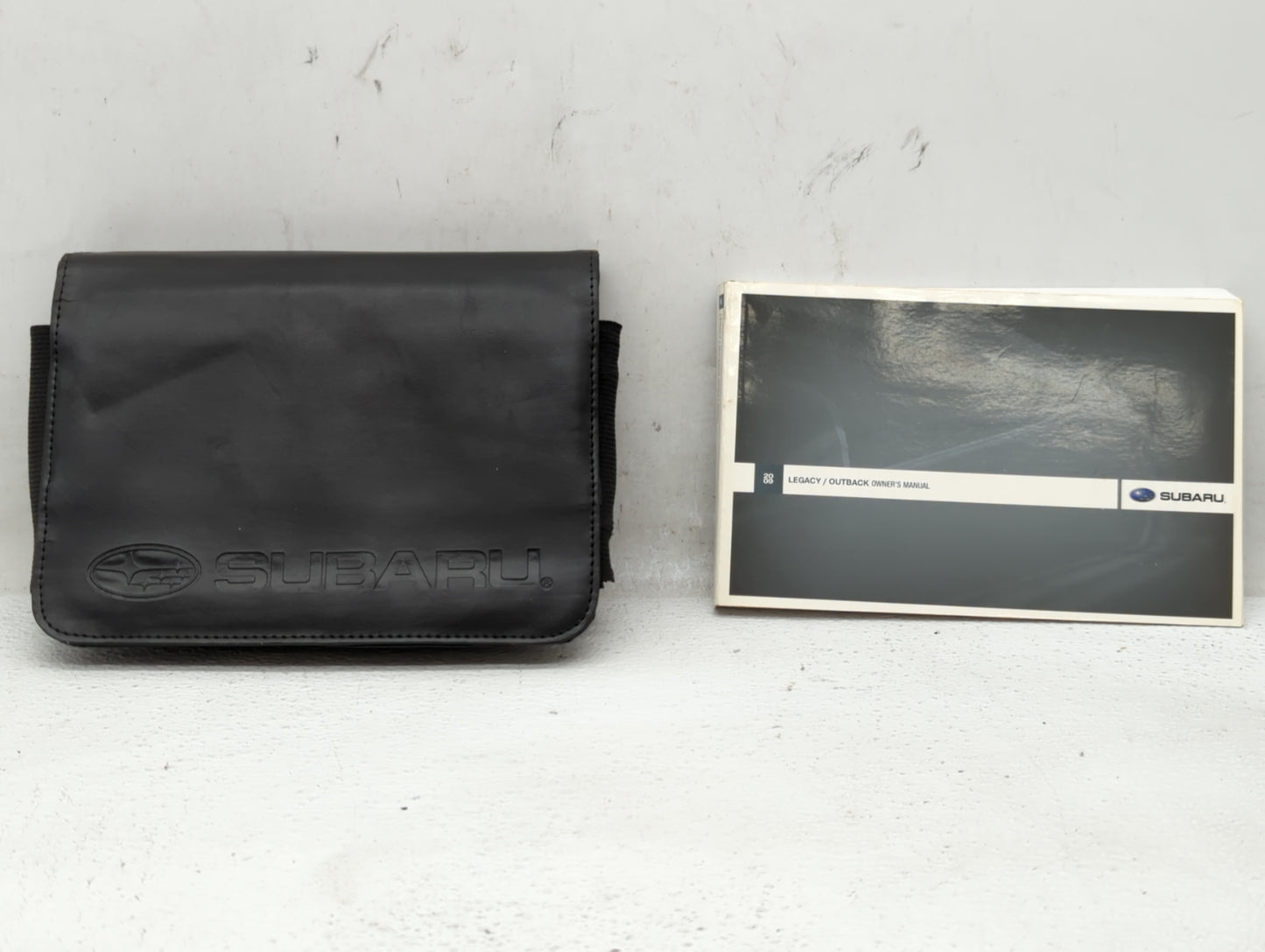 2009 Subaru Legacy Owners Manual Book Guide OEM Used Auto Parts - Oemusedautoparts1.com