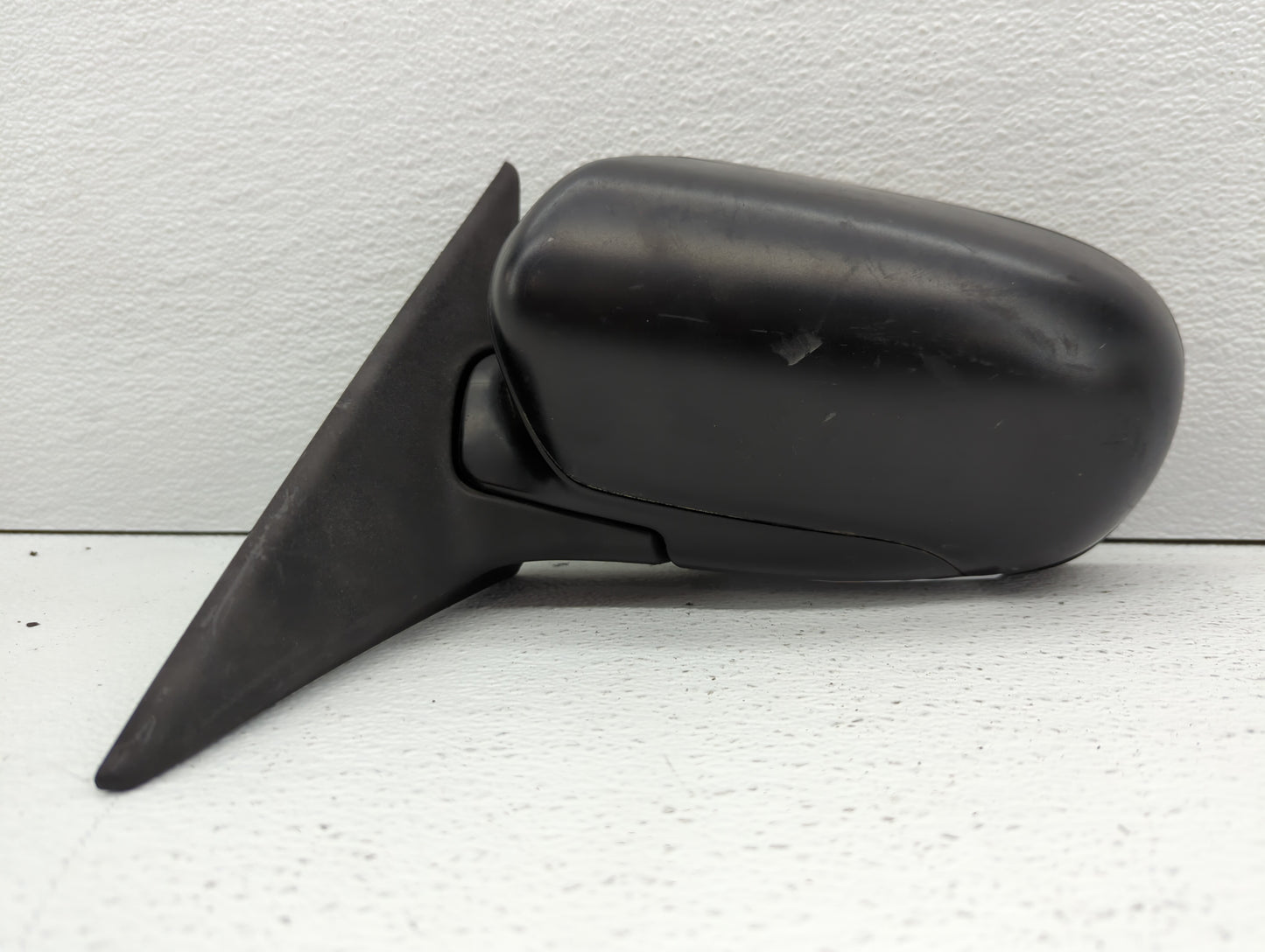 2005-2009 Subaru Legacy Driver Side View Mirror - Left Door Mirror OEM Used - Oemusedautoparts1.com