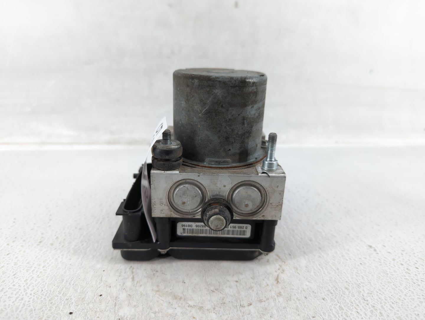 2008-2009 Subaru Legacy ABS Pump Control Module Replacement P/N:27536AG31A Fits Fits 2008 2009 OEM Used Auto Parts - Oemused