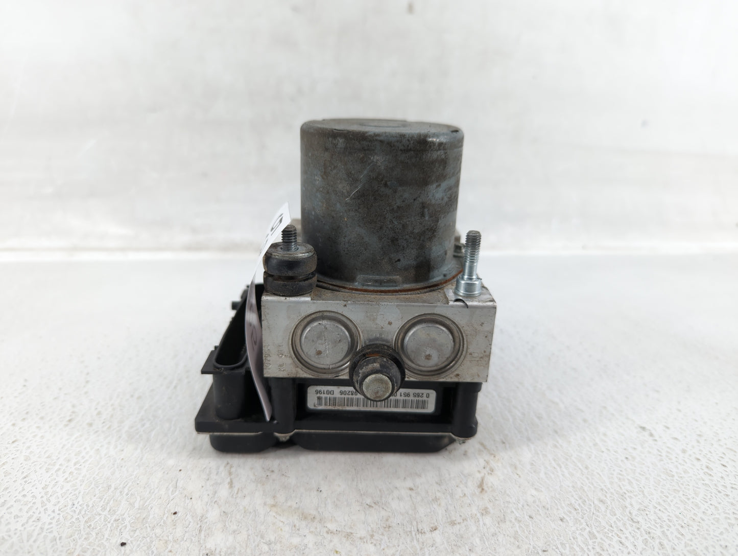 2008-2009 Subaru Legacy ABS Pump Control Module Replacement P/N:27536AG31A Fits Fits 2008 2009 OEM Used Auto Parts - Oemused