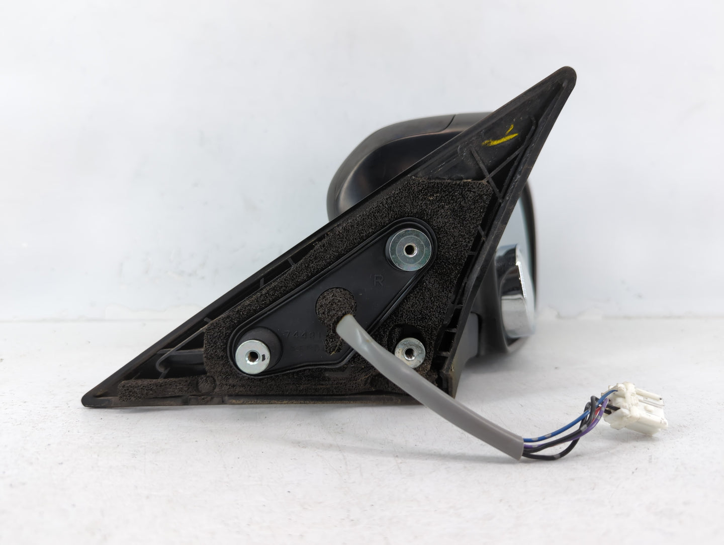 2005-2009 Subaru Legacy Passenger Side View Mirror - Right Door Mirror OEM Used - Oemusedautoparts1.com