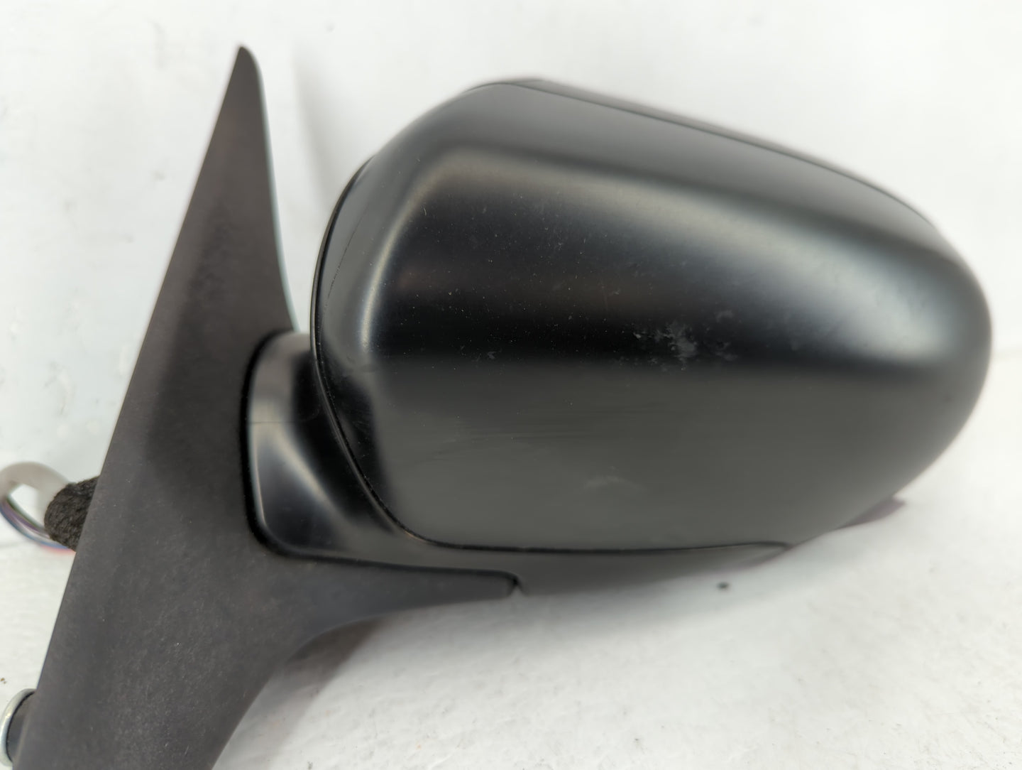 2005-2009 Subaru Legacy Driver Side View Mirror - Left Door Mirror OEM Used - Oemusedautoparts1.com
