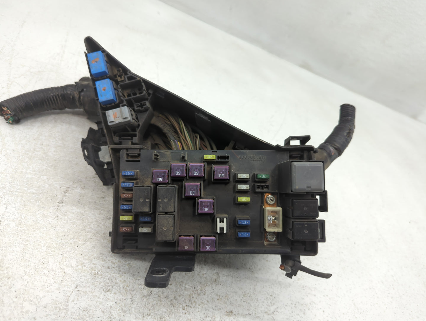 2006-2009 Subaru Legacy Fusebox Fuse Box Panel Relay Module P/N:82241AG00E MB502050 Fits Fits 2006 2007 2008 2009 OEM Used A
