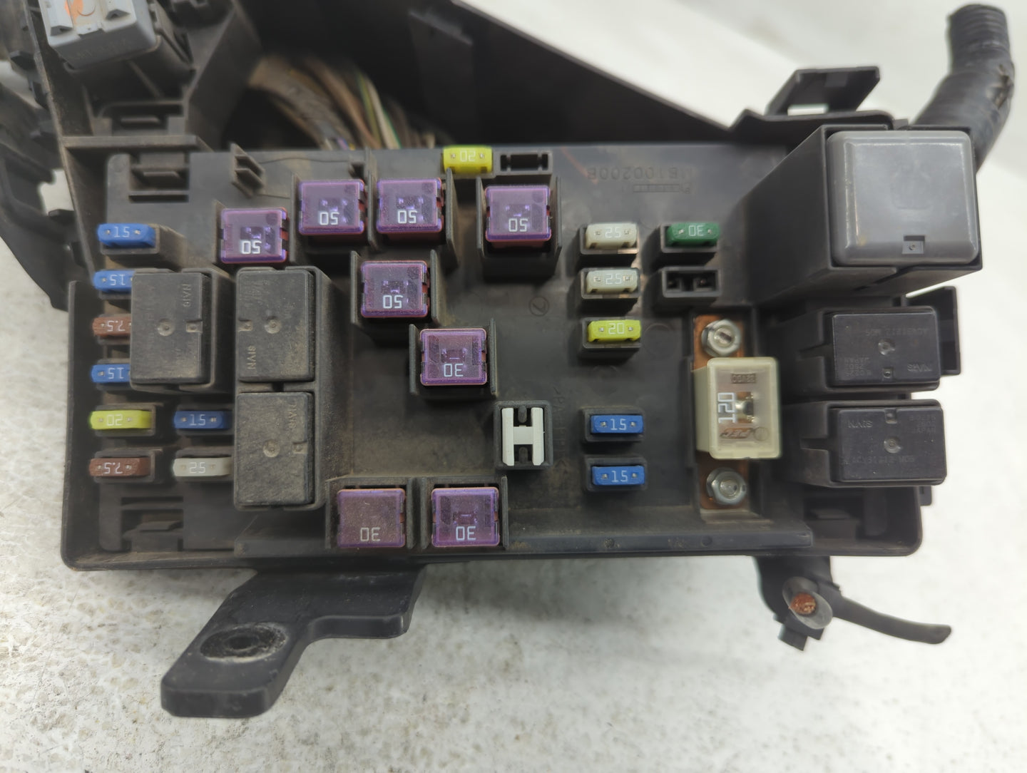 2006-2009 Subaru Legacy Fusebox Fuse Box Panel Relay Module P/N:82241AG00E MB502050 Fits Fits 2006 2007 2008 2009 OEM Used A