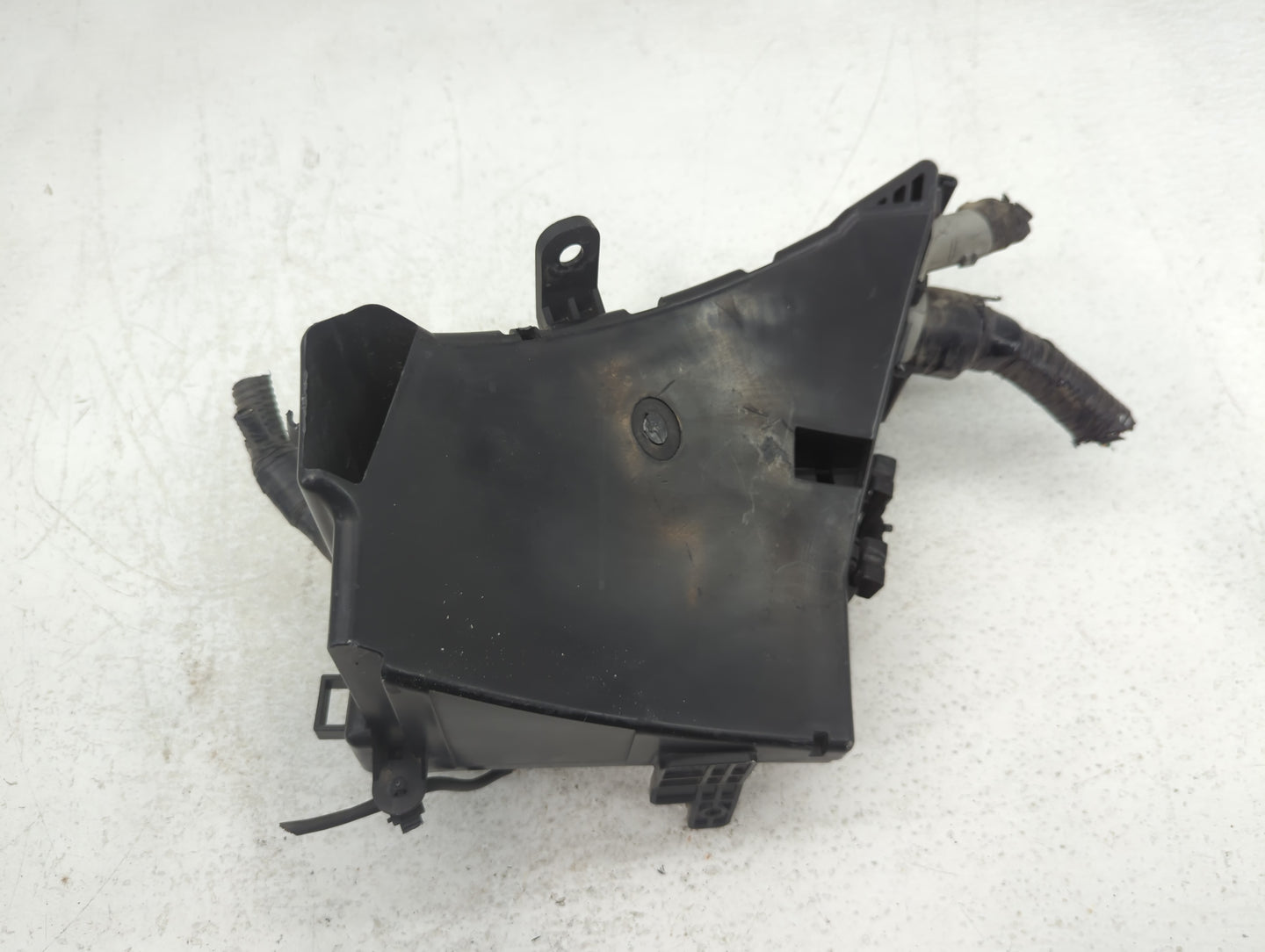 2006-2009 Subaru Legacy Fusebox Fuse Box Panel Relay Module P/N:82241AG00E MB502050 Fits Fits 2006 2007 2008 2009 OEM Used A