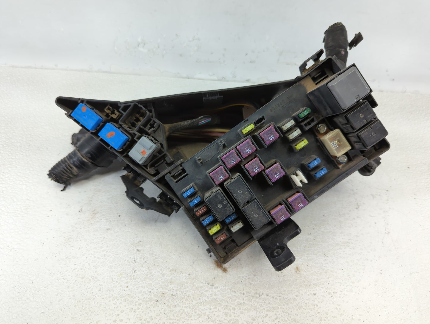 2006-2009 Subaru Legacy Fusebox Fuse Box Panel Relay Module P/N:82241AG00E MB100200B Fits Fits 2006 2007 2008 2009 OEM Used 