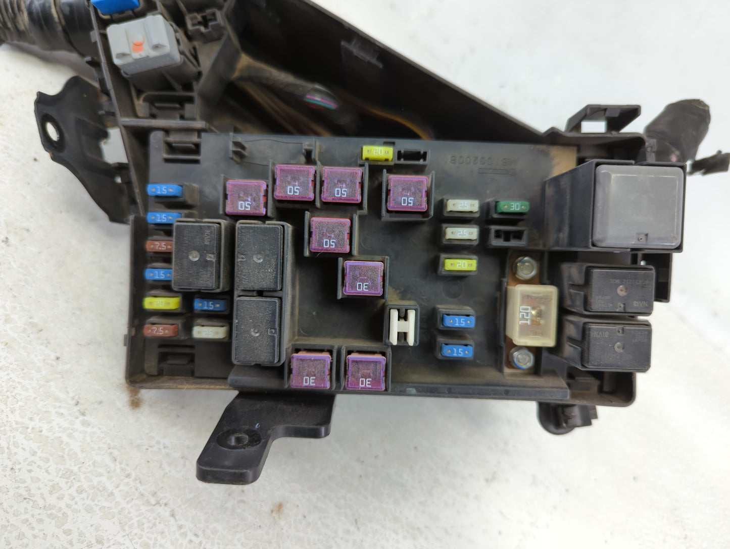 2006-2009 Subaru Legacy Fusebox Fuse Box Panel Relay Module P/N:82241AG00E MB100200B Fits Fits 2006 2007 2008 2009 OEM Used 