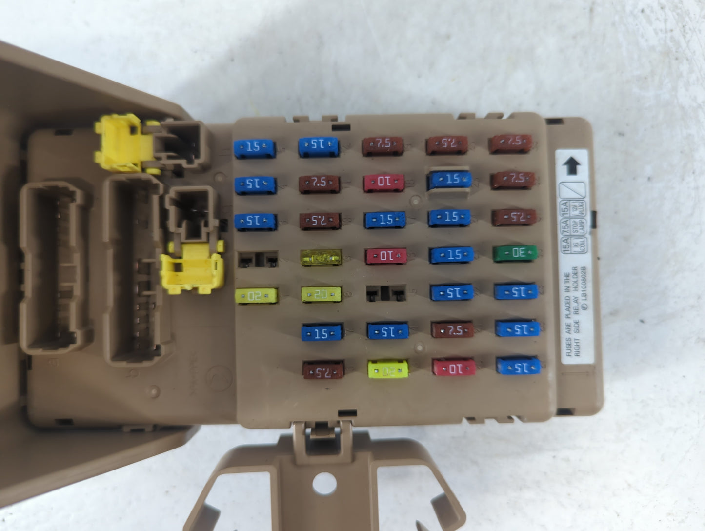 2006-2009 Subaru Legacy Fusebox Fuse Box Panel Relay Module P/N:82201AG05A Fits Fits 2006 2007 2008 2009 OEM Used Auto Parts