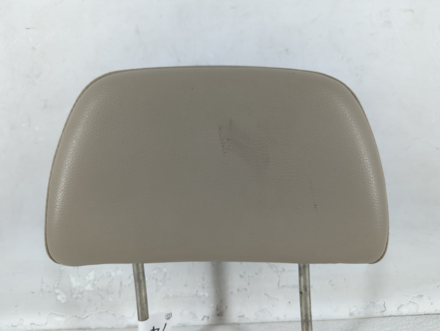2009 Subaru Legacy Headrest Head Rest Rear Seat Beige - Oemusedautoparts1.com