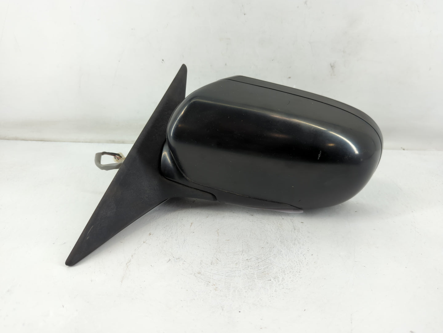 2005-2009 Subaru Legacy Driver Side View Mirror - Left Door Mirror OEM Used - Oemusedautoparts1.com