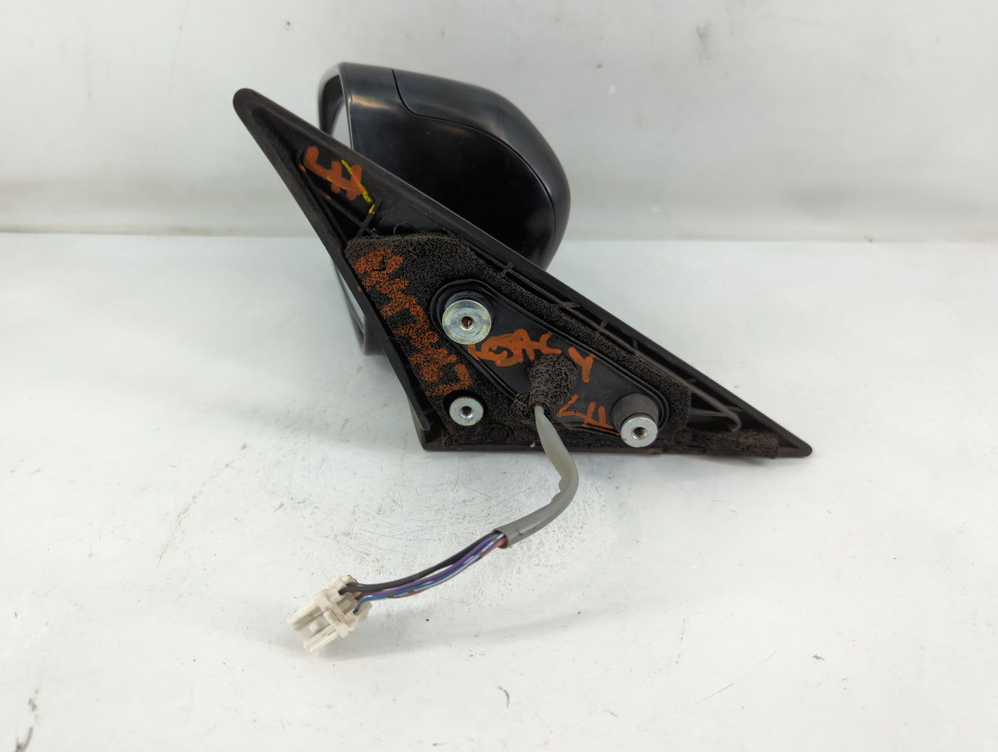 2005-2009 Subaru Legacy Driver Side View Mirror - Left Door Mirror OEM Used - Oemusedautoparts1.com