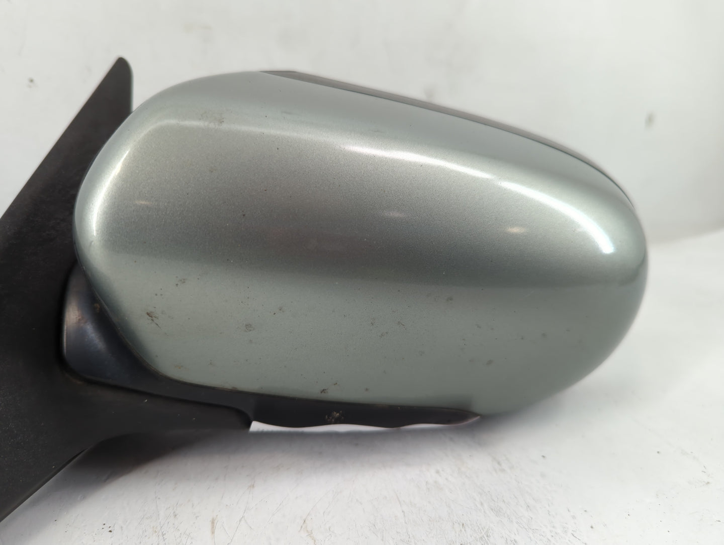 2005-2009 Subaru Legacy Driver Side View Mirror - Left Door Mirror OEM Used - Oemusedautoparts1.com