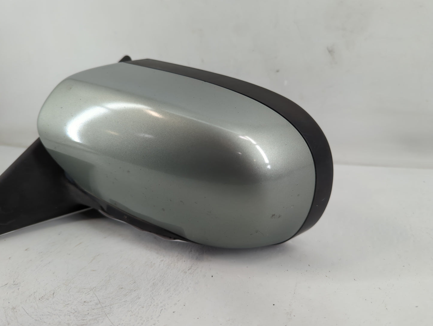 2005-2009 Subaru Legacy Driver Side View Mirror - Left Door Mirror OEM Used - Oemusedautoparts1.com