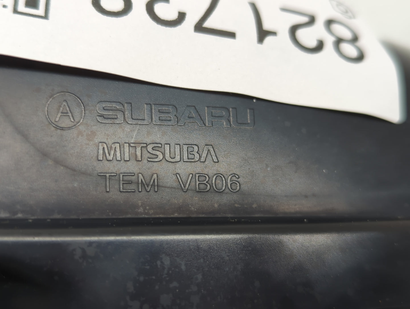 2005-2009 Subaru Legacy Driver Side View Mirror - Left Door Mirror OEM Used - Oemusedautoparts1.com