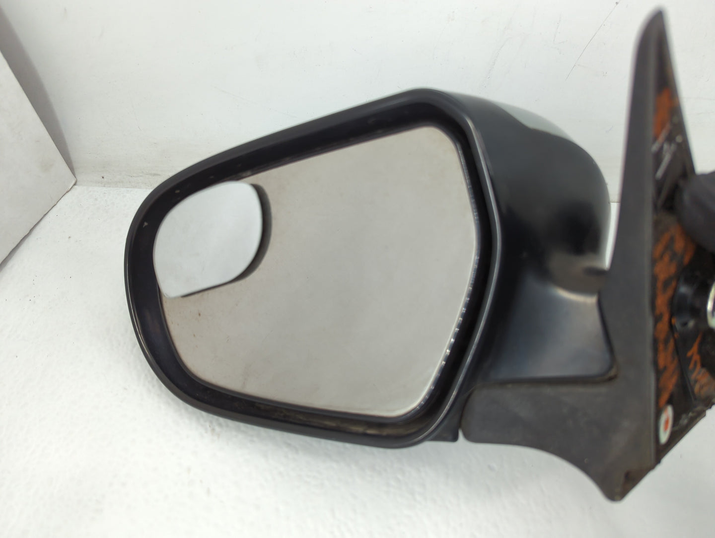 2005-2009 Subaru Legacy Driver Side View Mirror - Left Door Mirror OEM Used - Oemusedautoparts1.com