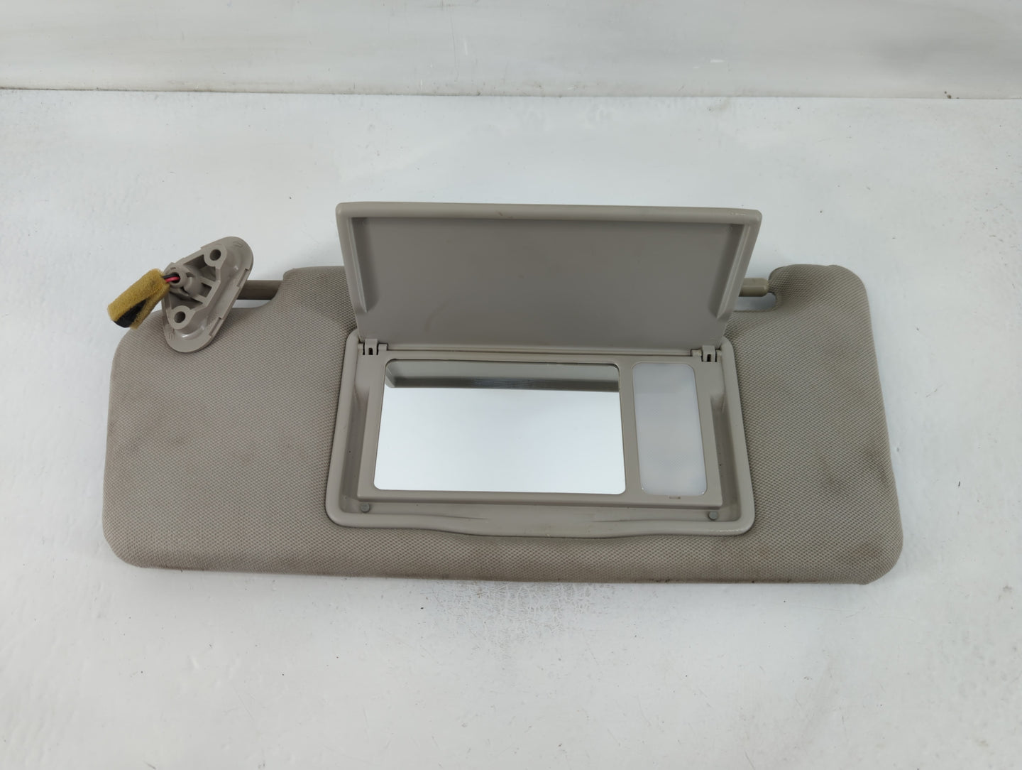 2006-2009 Subaru Legacy Sun Visor Shade Replacement Driver Left Mirror Fits Fits 2006 2007 2008 2009 OEM Used Auto Parts - O