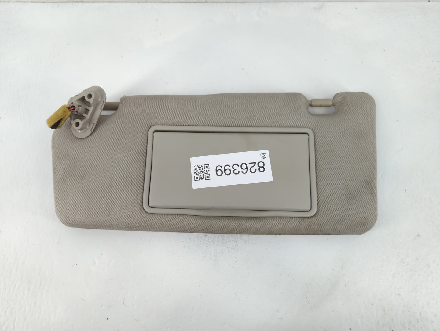 2006-2009 Subaru Legacy Sun Visor Shade Replacement Driver Left Mirror Fits Fits 2006 2007 2008 2009 OEM Used Auto Parts - O