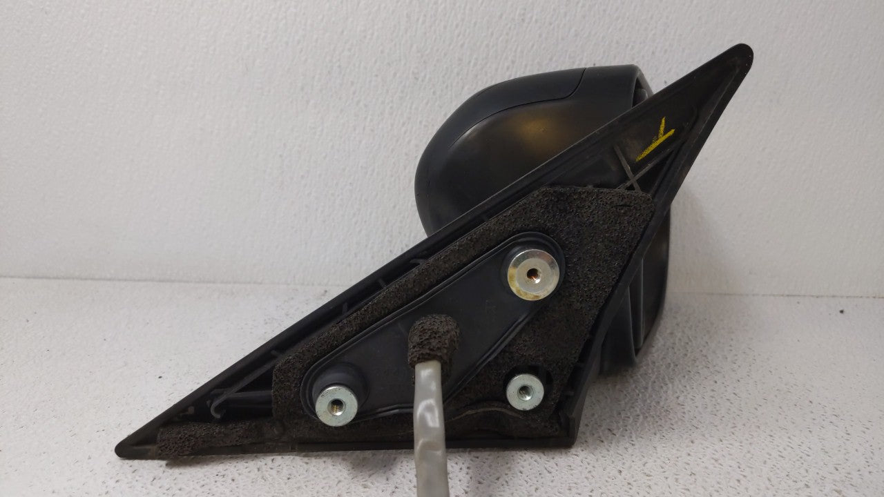 2005-2009 Subaru Legacy Passenger Side View Mirror - Right Door Mirror OEM Used - Oemusedautoparts1.com
