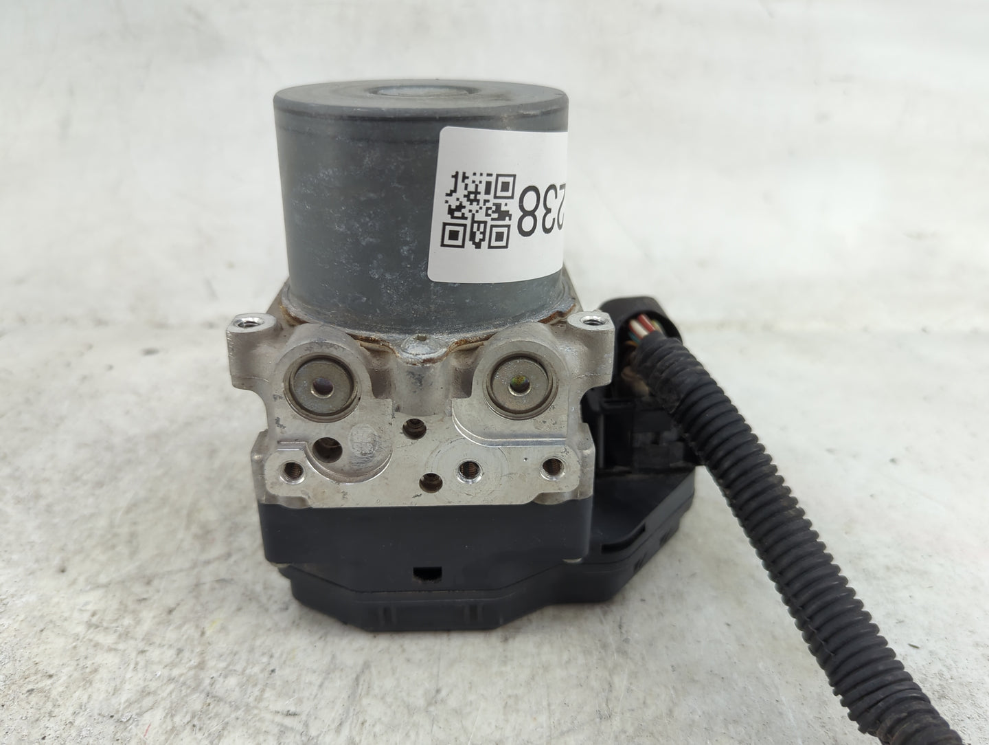 2008-2014 Subaru Tribeca ABS Pump Control Module Replacement P/N:133800 Fits Fits 2008 2009 2010 2011 2012 2013 2014 OEM Use