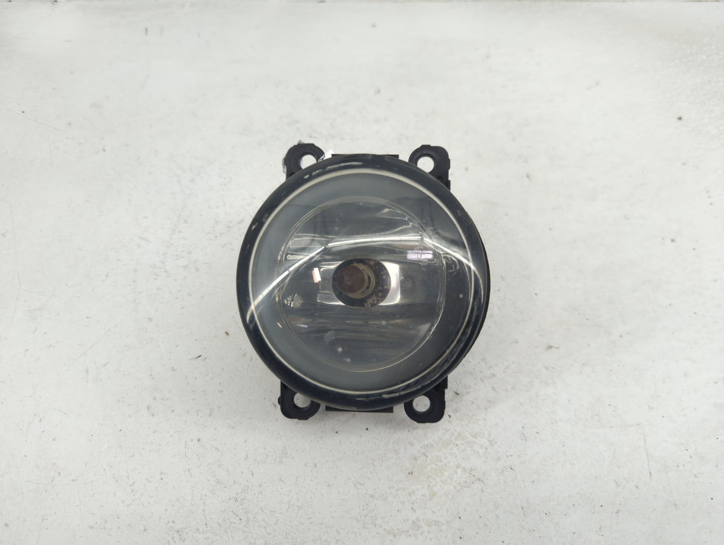 2009-2012 Suzuki Equator Driver Left Oem Fog Light Lamp - Oemusedautoparts1.com