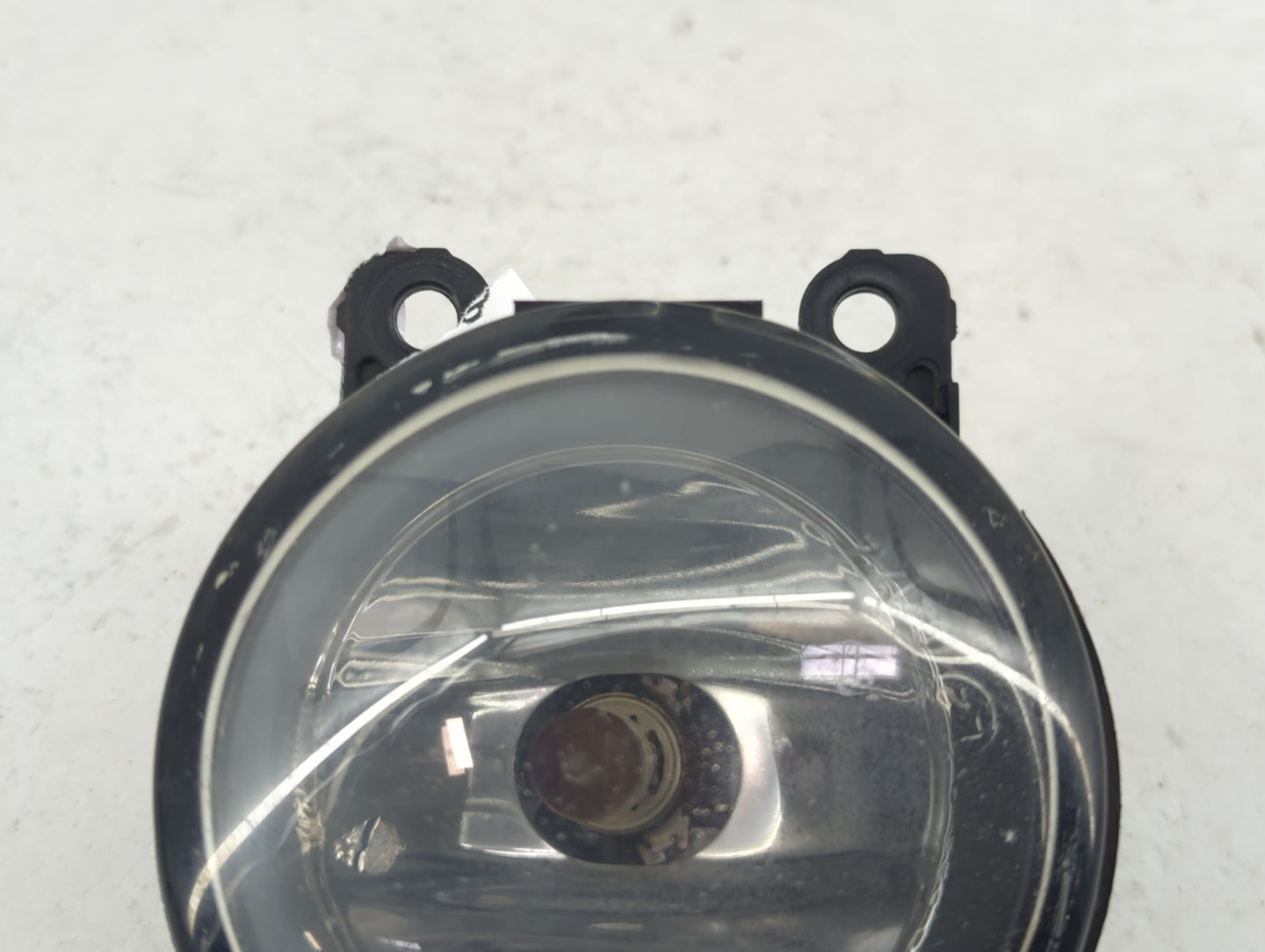 2009-2012 Suzuki Equator Driver Left Oem Fog Light Lamp - Oemusedautoparts1.com