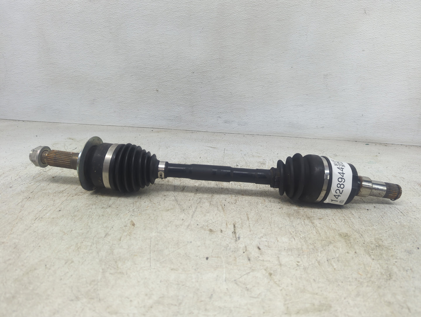 2007-2009 Suzuki Sx4 Axle Shaft Front Driver Cv C/v - Oemusedautoparts1.com