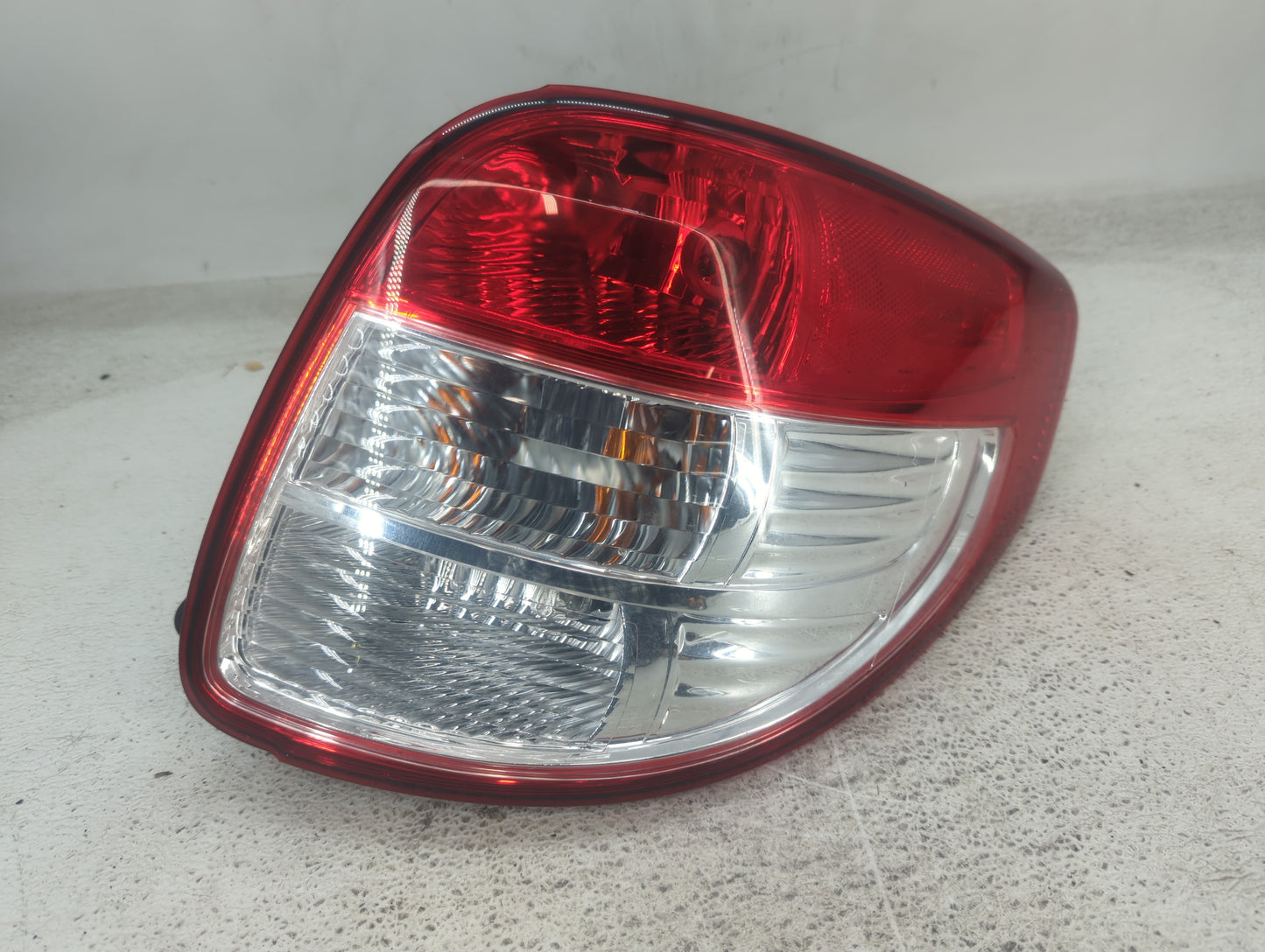 2007-2013 Suzuki Sx4 Tail Light Assembly Passenger Right OEM P/N:220-59100 220-59152 Fits Fits 2007 2008 2009 2010 2011 2012