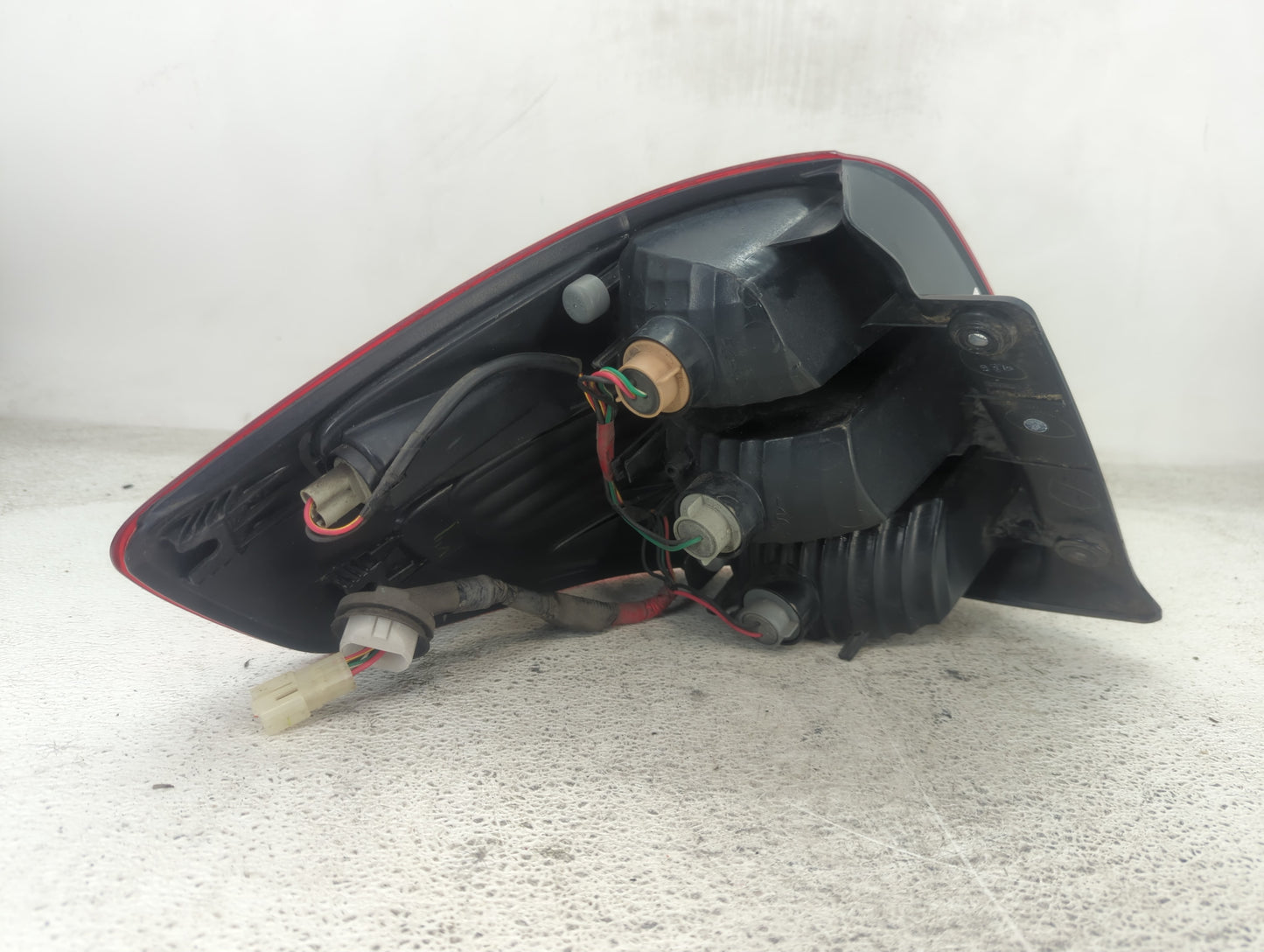 2007-2013 Suzuki Sx4 Tail Light Assembly Passenger Right OEM P/N:220-59100 220-59152 Fits Fits 2007 2008 2009 2010 2011 2012