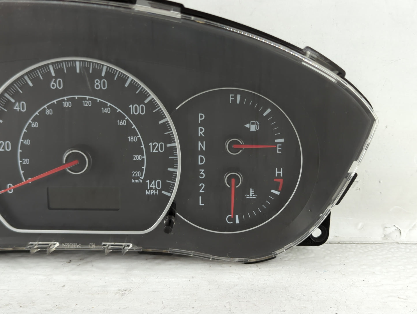 2008-2009 Suzuki Sx4 Instrument Cluster Speedometer Gauges P/N:34110-80J4 34110-80J40 Fits Fits 2008 2009 OEM Used Auto Part