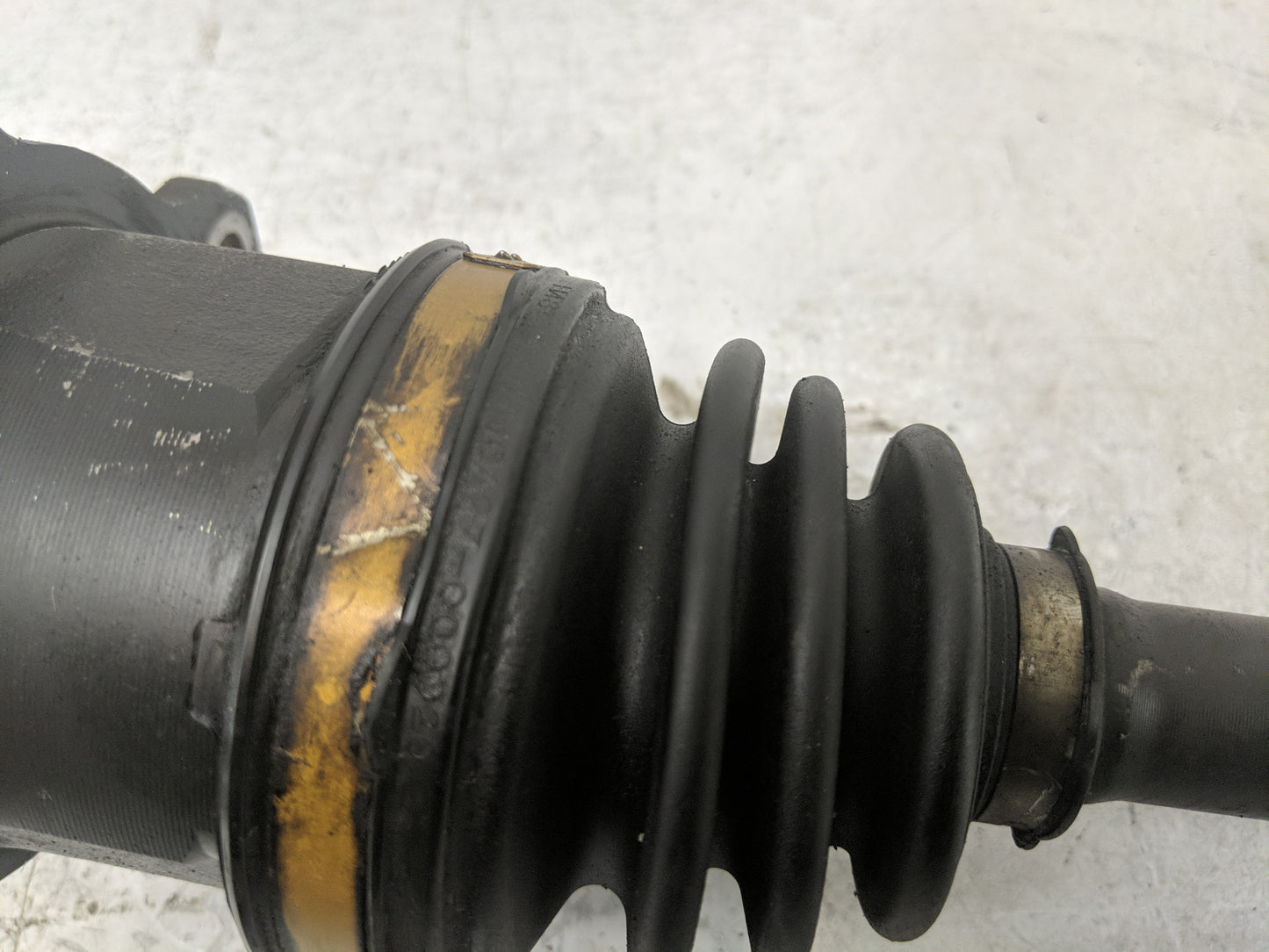 Suzuki Vitara Axle Shaft Front Driver Cv C/v - Oemusedautoparts1.com