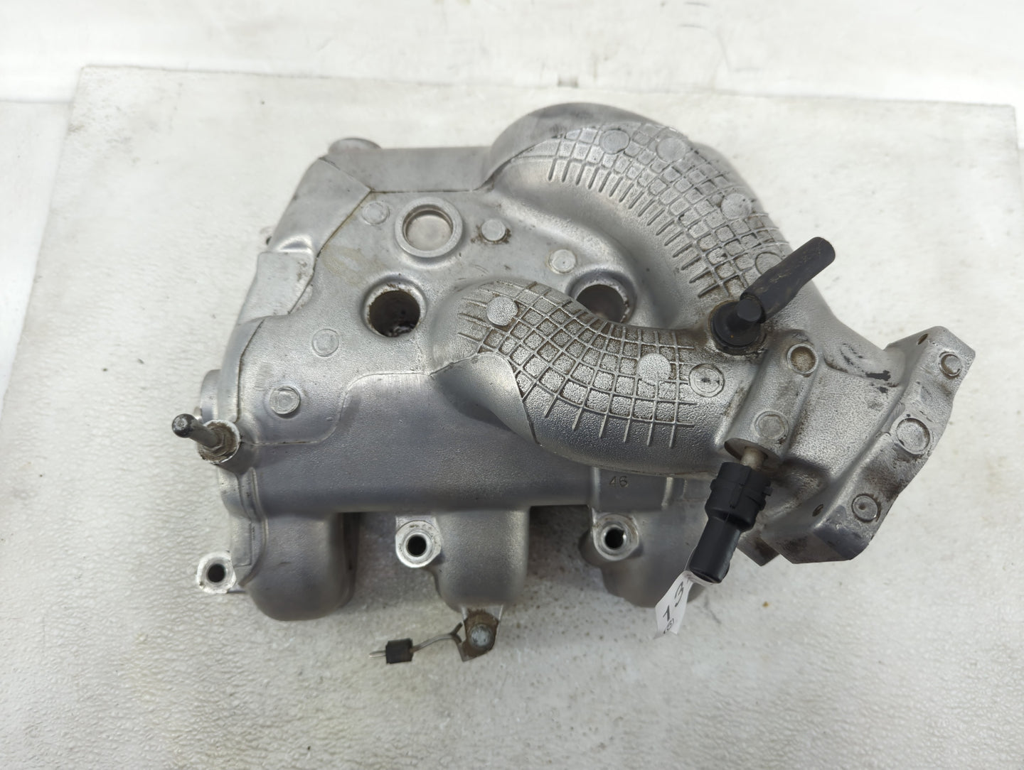 2009 Suzuki Vitara Air Intake Manifold P/N:10BDC-103252500 Fits Fits 2007 2008 OEM Used Auto Parts - Oemusedautoparts1.com