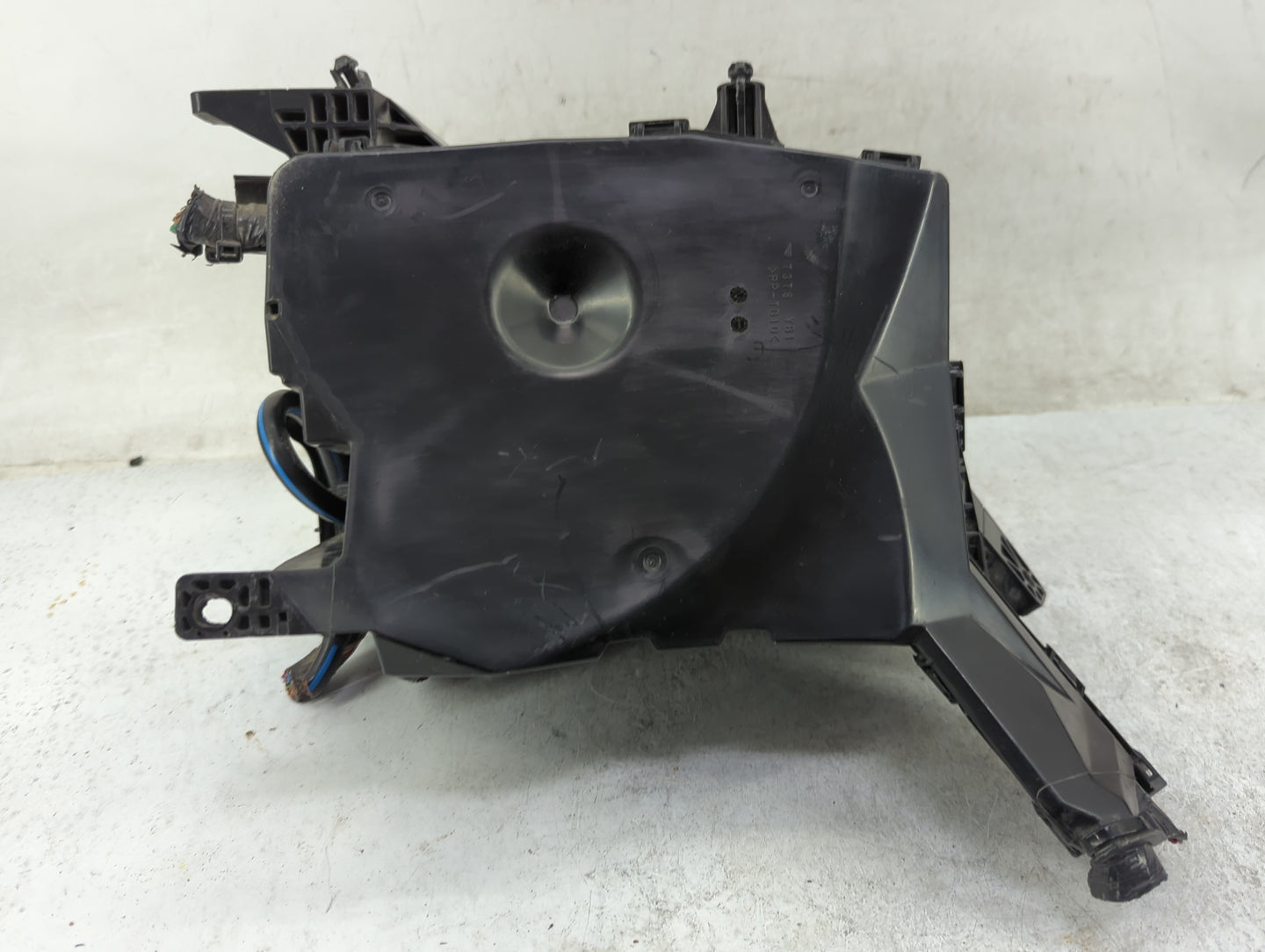 2009 Suzuki Vitara Fusebox Fuse Box Panel Relay Module P/N:PP-TD10 7378 YB1 Fits Fits 2006 2007 2008 OEM Used Auto Parts - O