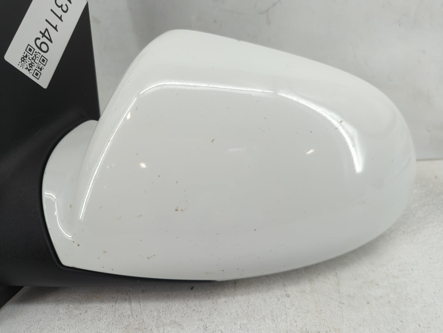 2009 Torren Torrent Driver Side View Mirror - Left Door Mirror OEM Used - Oemusedautoparts1.com