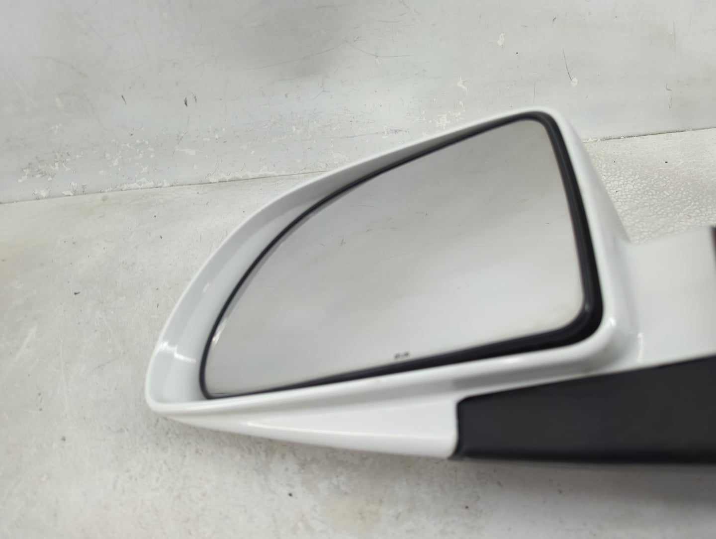 2009 Torren Torrent Driver Side View Mirror - Left Door Mirror OEM Used - Oemusedautoparts1.com