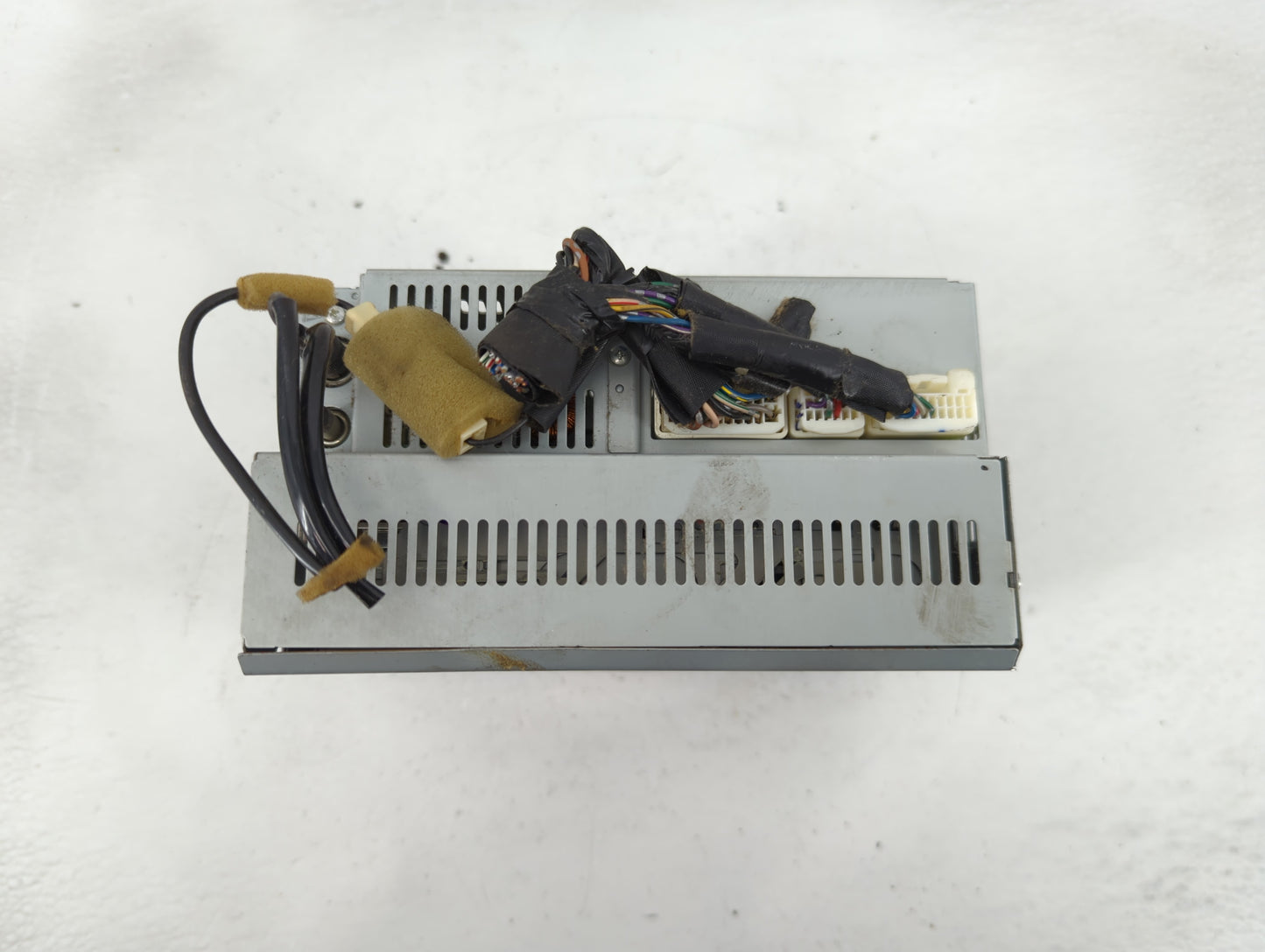 2006-2009 Toyota 4runner Radio AM FM Cd Player Receiver Replacement P/N:86120-35340 Fits Fits 2006 2007 2008 2009 OEM Used A