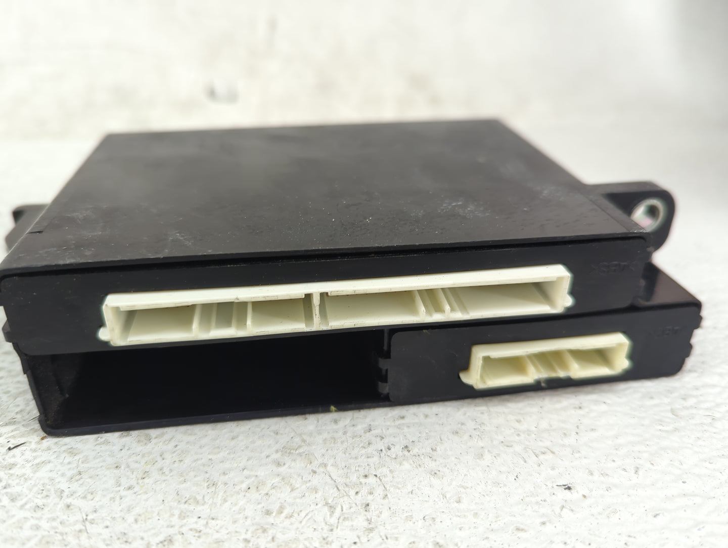 2005-2010 Toyota Avalon Network Gateway Control Module - Oemusedautoparts1.com