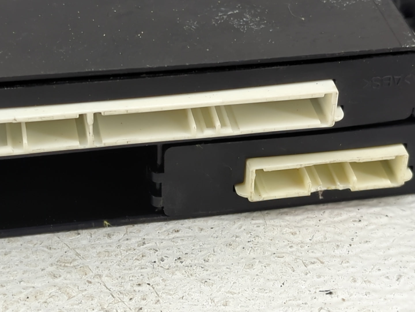 2005-2010 Toyota Avalon Network Gateway Control Module - Oemusedautoparts1.com