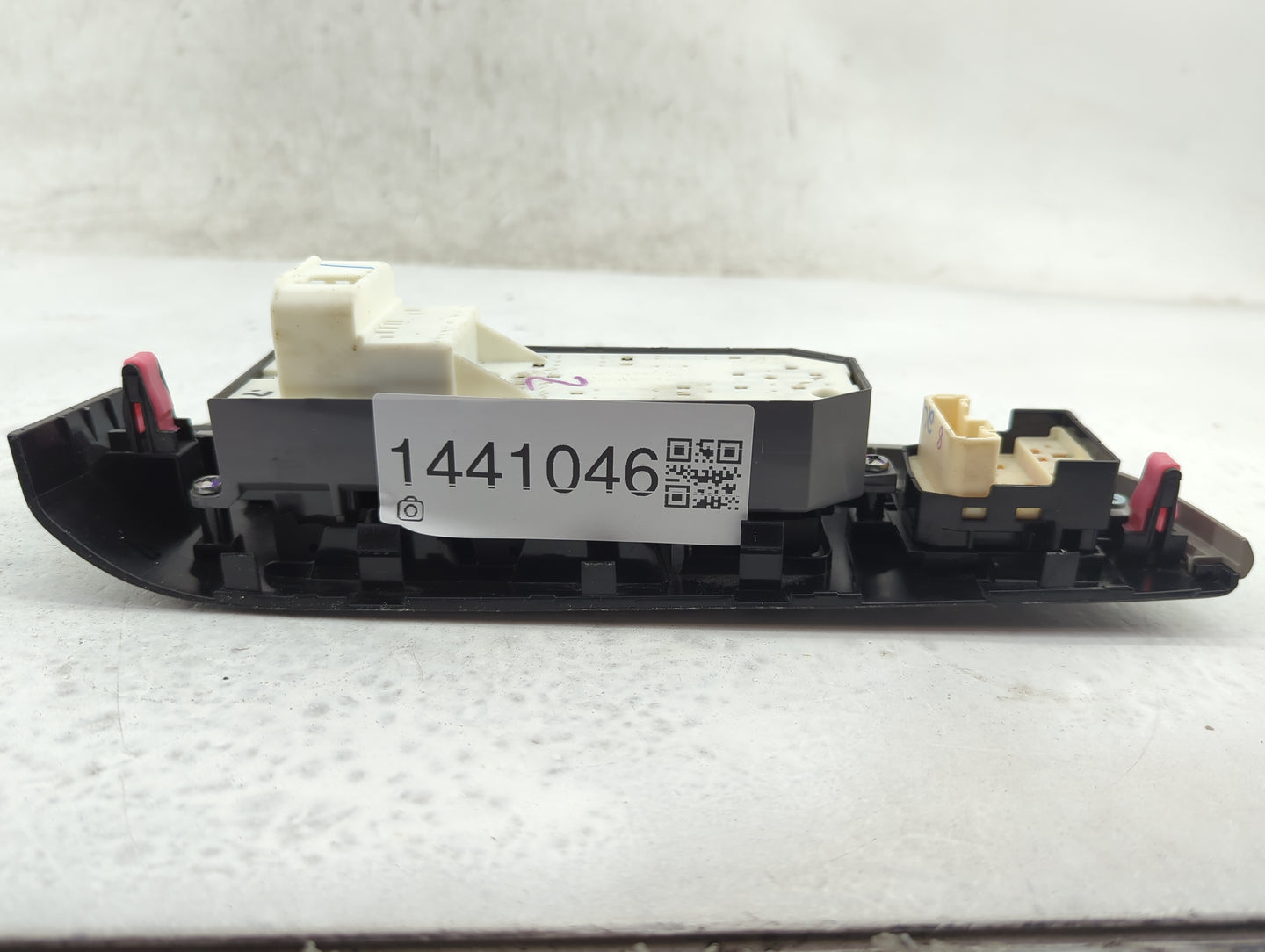 2005-2009 Toyota Avalon Master Power Window Switch Replacement Driver Side Left P/N:PBT-GF30 Fits Fits 2005 2006 2007 2008 2