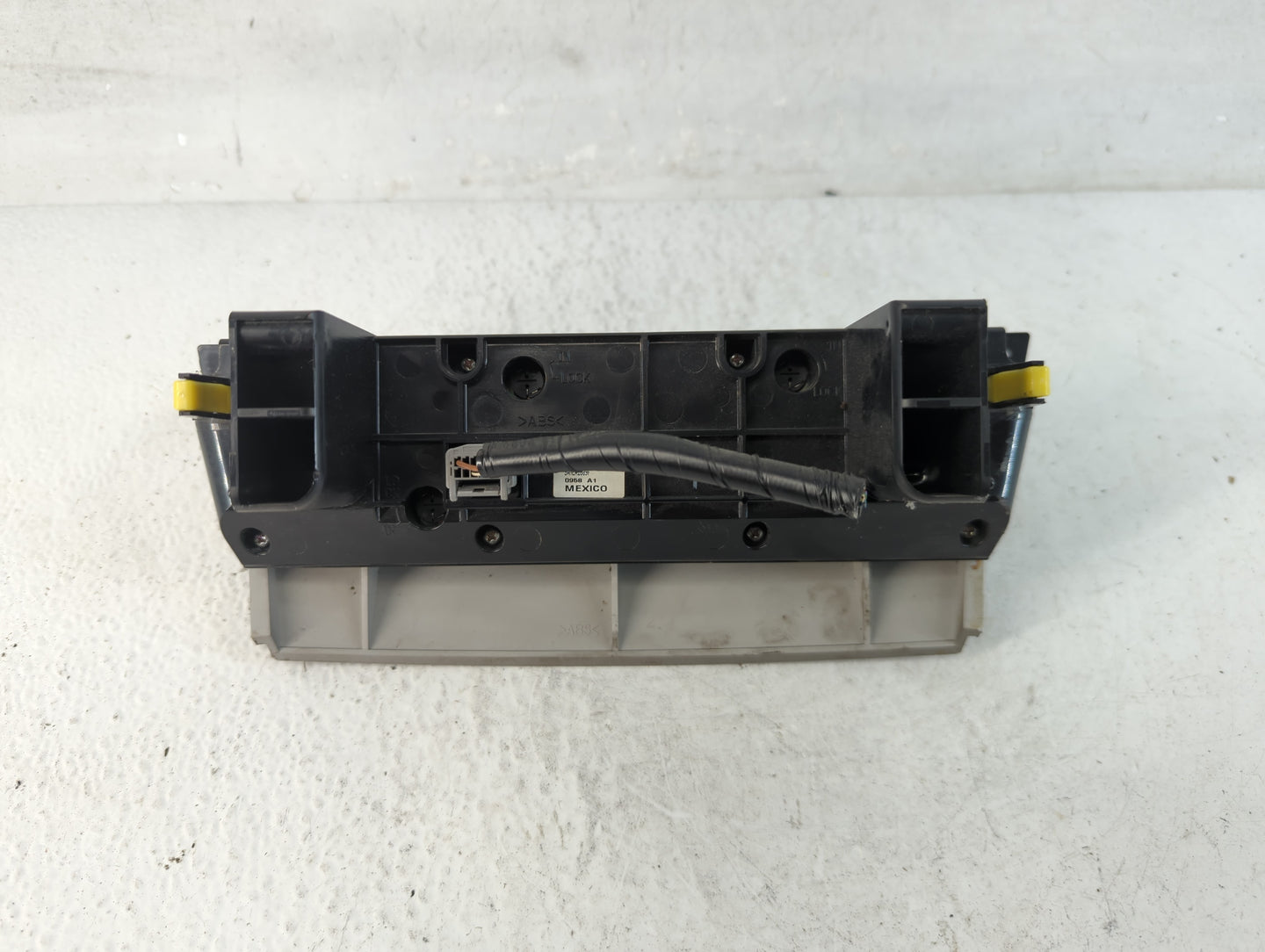 2009 Toyota Camry Radio AM FM Cd Player Receiver Replacement P/N:55900616100 Fits OEM Used Auto Parts - Oemusedautoparts1.co
