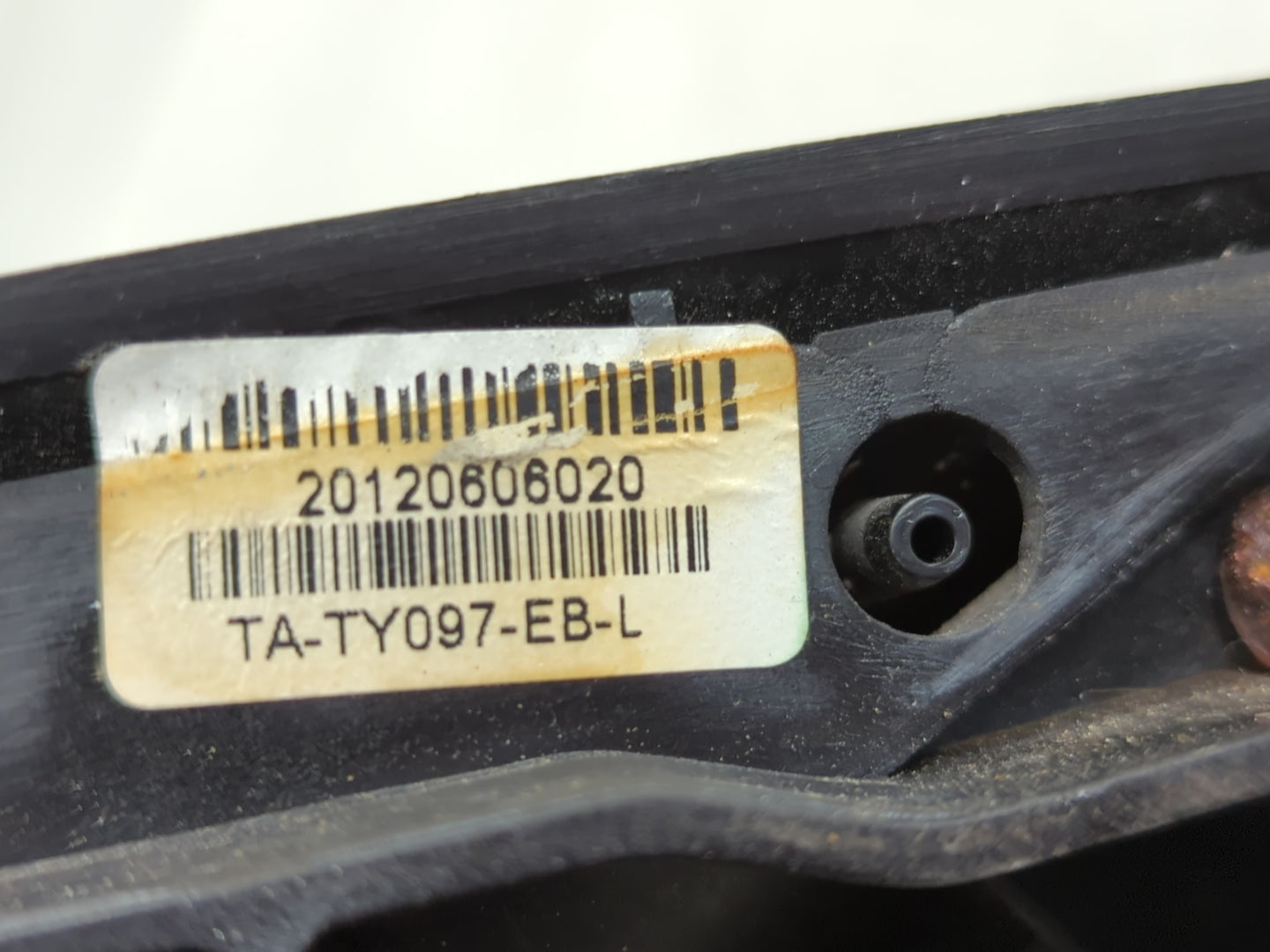 2007-2011 Toyota Camry Driver Side View Mirror - Left Door Mirror OEM Used - Oemusedautoparts1.com