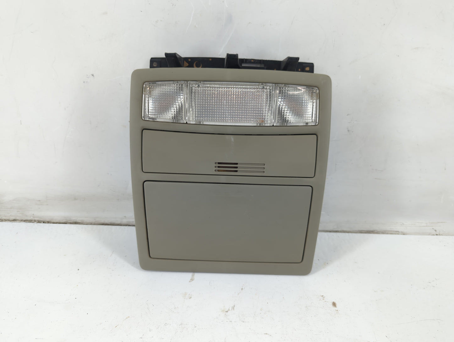 2009 Toyota Camry Overhead Roof Console - Oemusedautoparts1.com