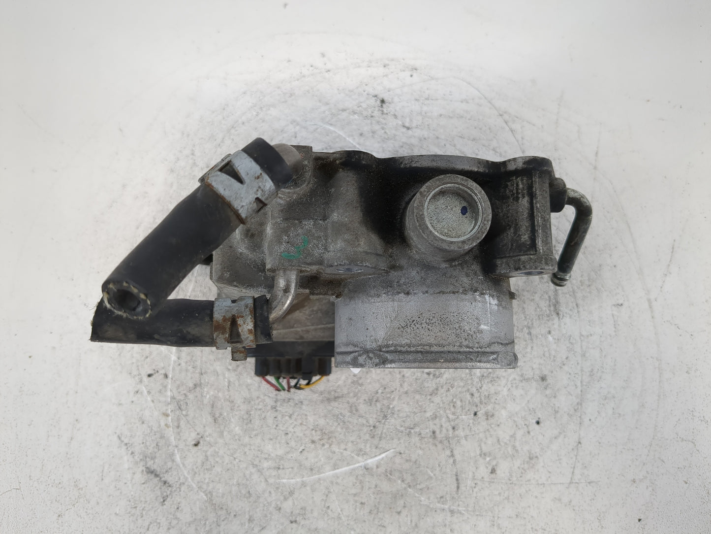 2007-2011 Toyota Camry Throttle Body P/N:22030-0H030 Fits Fits 2006 2007 2008 2009 2010 2011 2012 2013 2014 2015 OEM Used Au