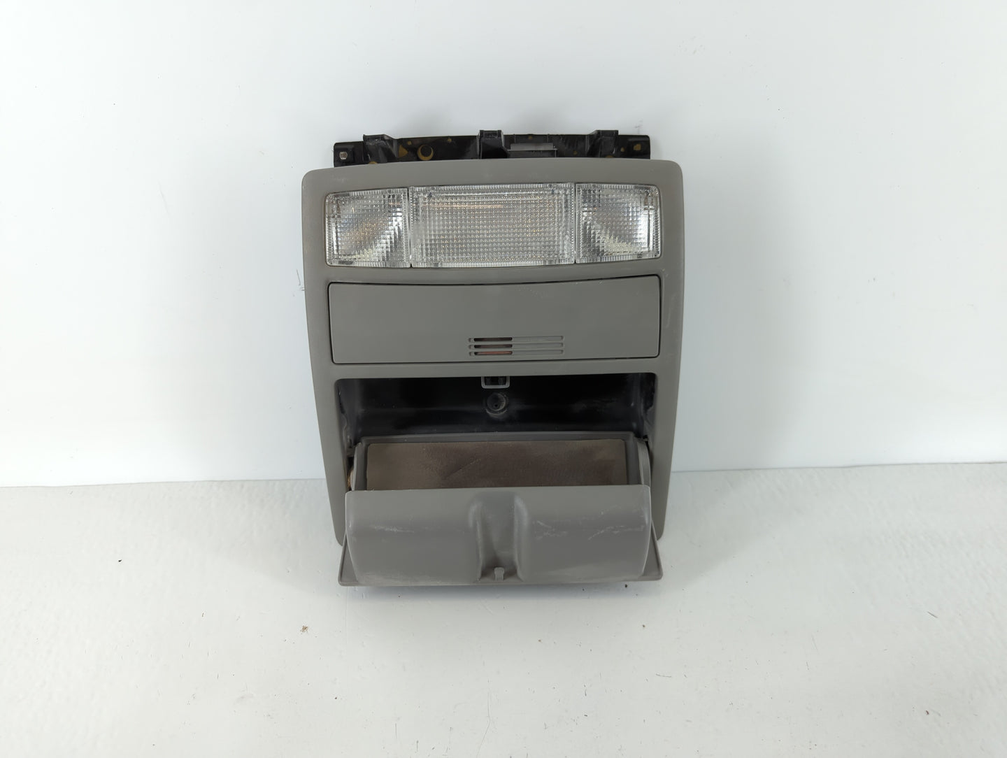 2009 Toyota Camry Overhead Roof Console - Oemusedautoparts1.com