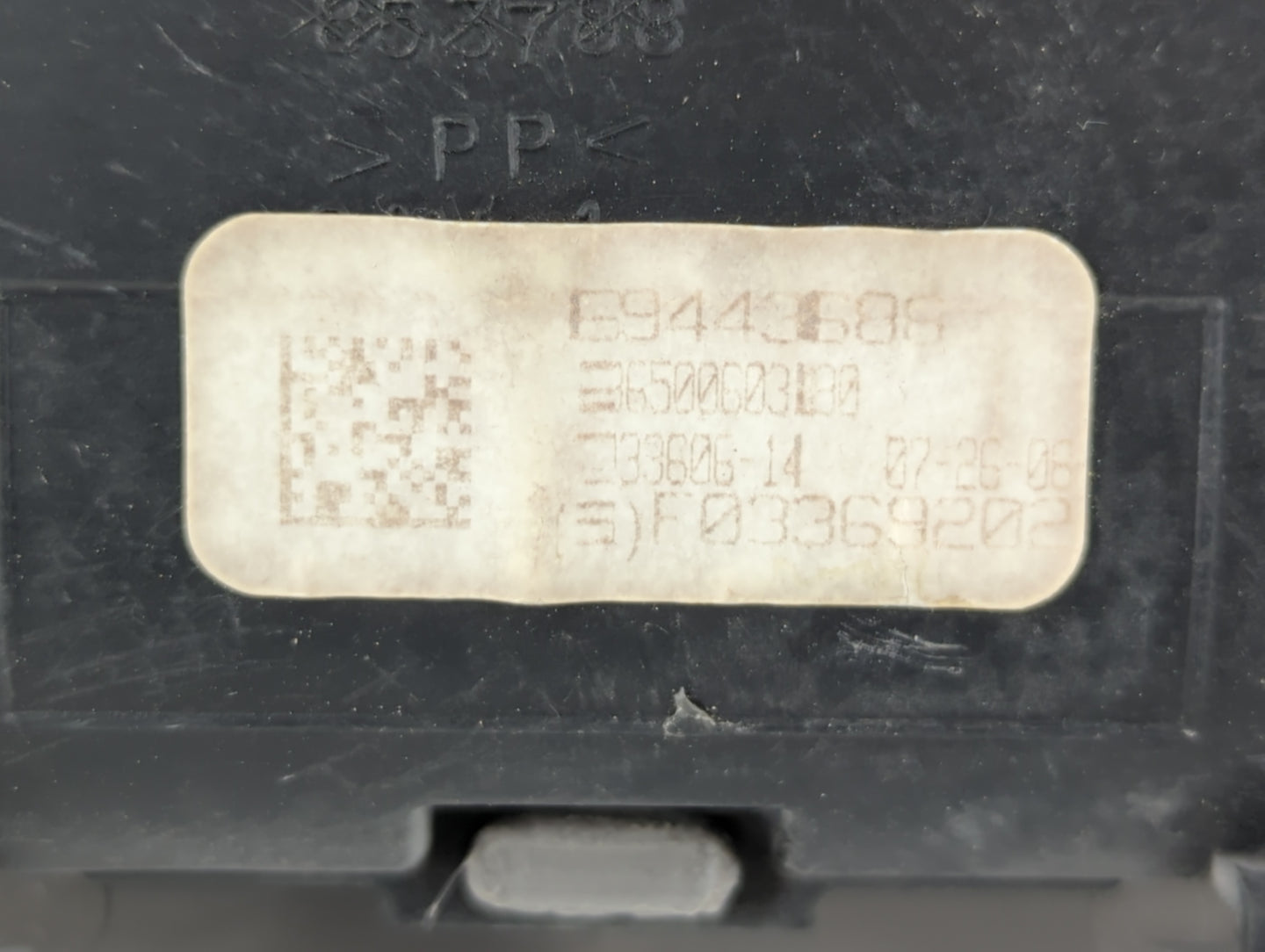 2009 Toyota Camry Overhead Roof Console - Oemusedautoparts1.com
