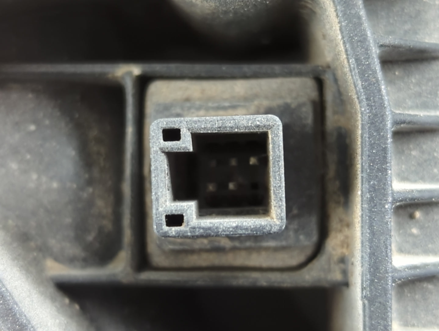 2007-2011 Toyota Camry Passenger Side View Mirror - Right Door Mirror OEM Used - Oemusedautoparts1.com