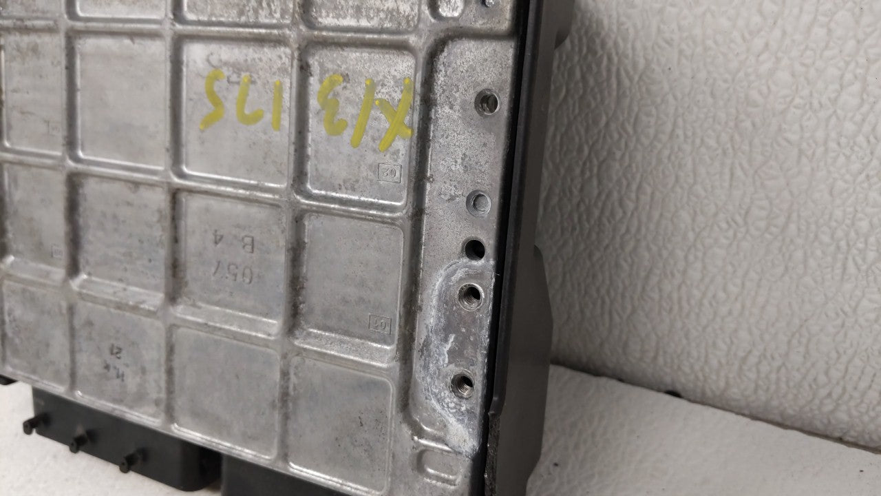 2008-2009 Toyota Camry PCM Engine Control Computer ECU ECM PCU OEM P/N:89981-33050 Fits Fits 2008 2009 OEM Used Auto Parts -