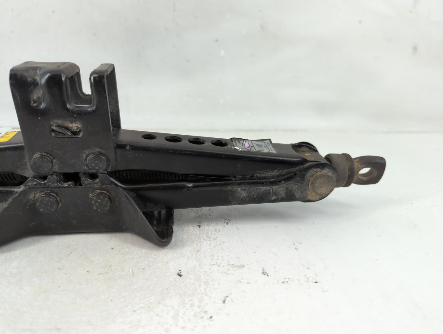 2009 Toyota Camry Spare Scissor Car Jack 1123463 - Oemusedautoparts1.com