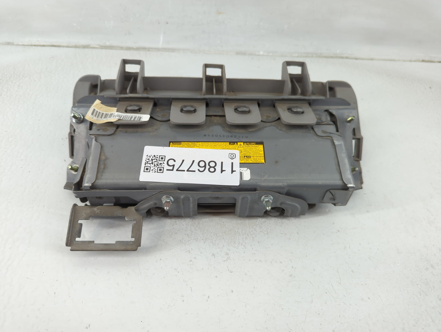 2007-2009 Toyota Camry Air Bag Passenger Right Dashboard OEM P/N:215686908M38 Fits Fits 2007 2008 2009 OEM Used Auto Parts -