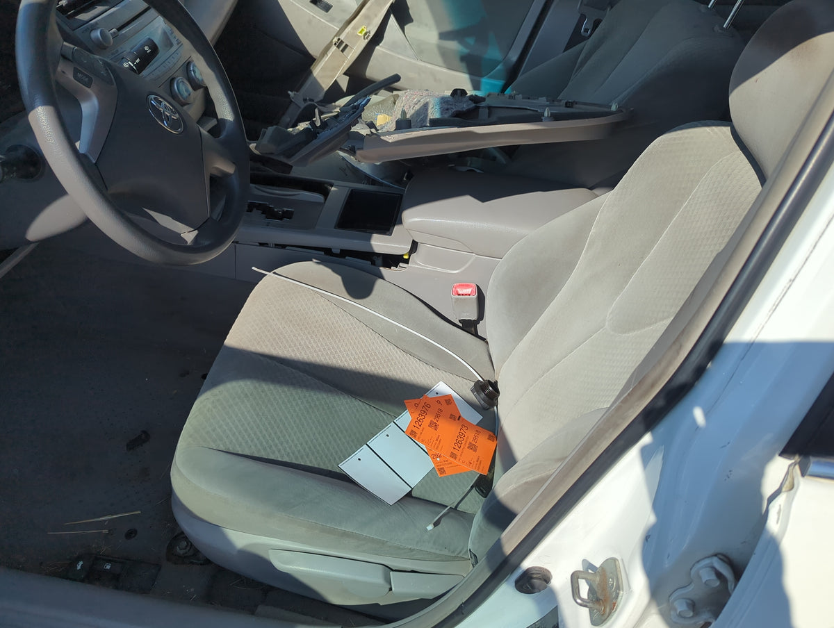 2007-2009 Toyota Camry Driver Front Seat Oem 1274079 - Oemusedautoparts1.com